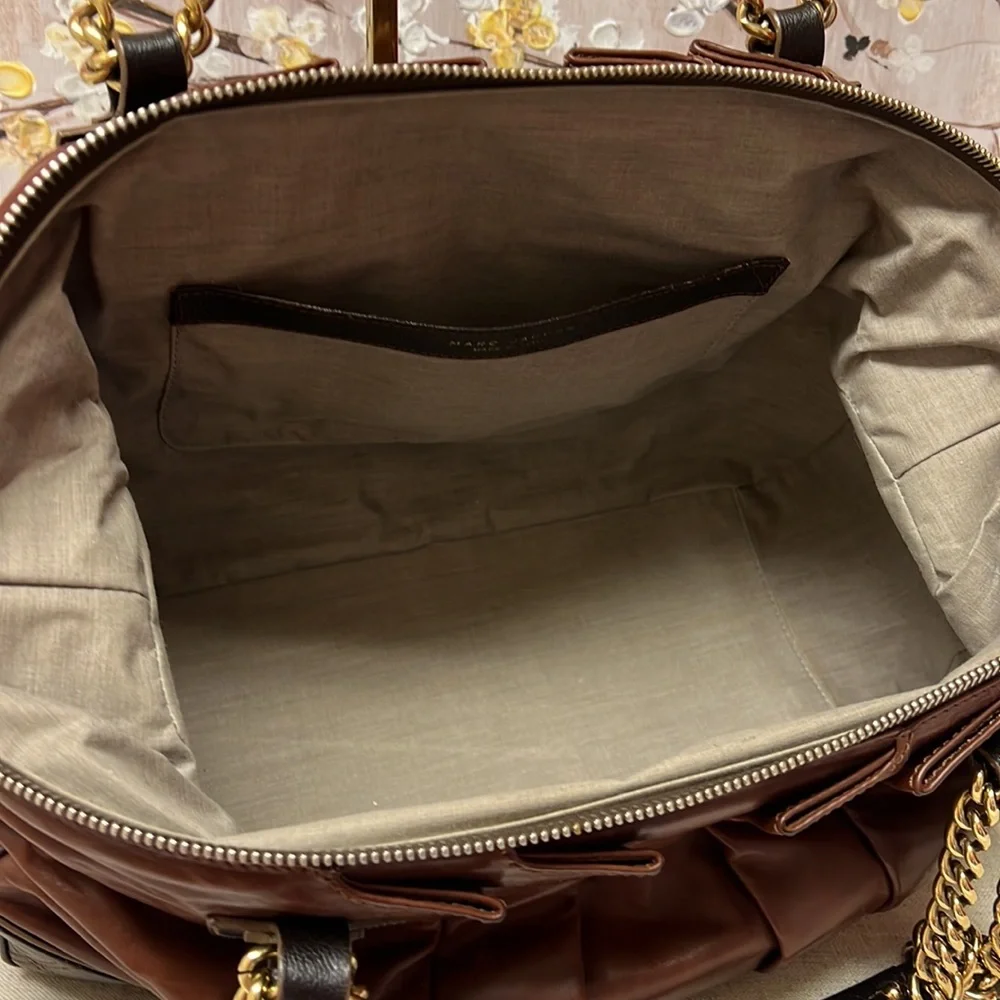 Marc Jacobs Gordon Satchel Handbag In Truffle Leather MSRP $1295 - Picture 5 of 13